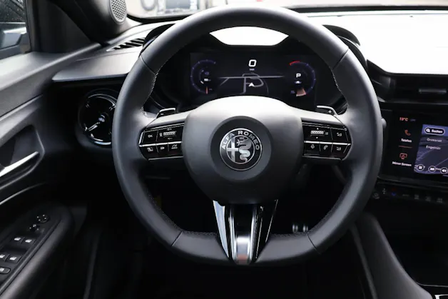 Alfa Romeo Junior 1.2 Ibrida Q4