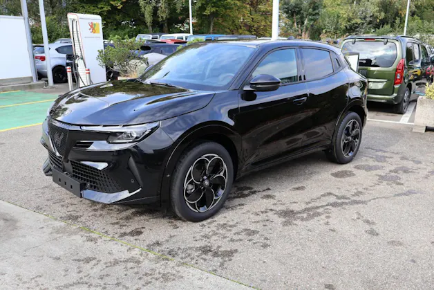 Alfa Romeo Junior 1.2 Ibrida Q4