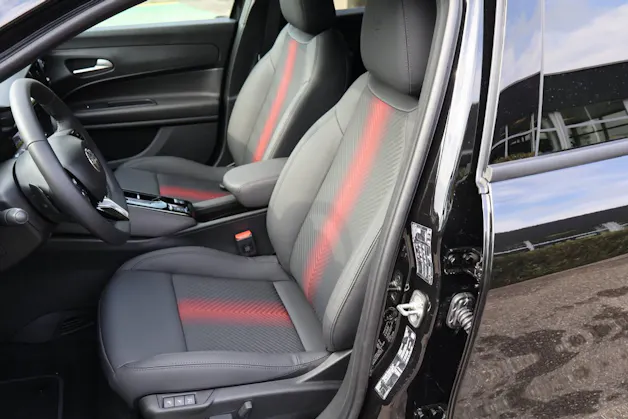 Alfa Romeo Junior 1.2 Ibrida Q4