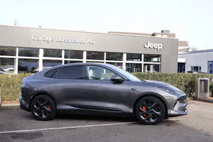 MG IM6 100 kWh Performance 21 4WD