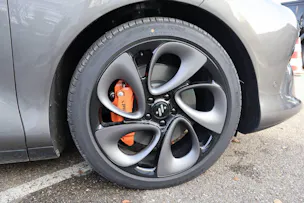 MG IM6 100 kWh Performance 21 4WD