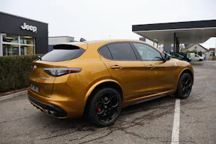 Alfa Romeo Stelvio 2.9 V6 Biturbo Q4 Quadrifoglio Performante Sky