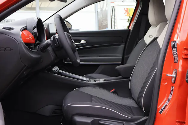 Fiat 600 1.2 Hybrid Swiss Edition