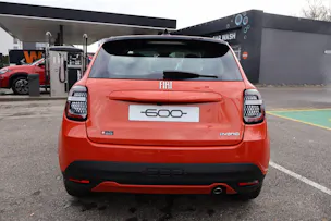 Fiat 600 1.2 Hybrid Swiss Edition