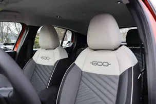 Fiat 600 1.2 Hybrid Swiss Edition
