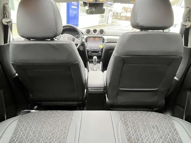 Suzuki Vitara 1.4 T Sakura Top Hybrid 4x4