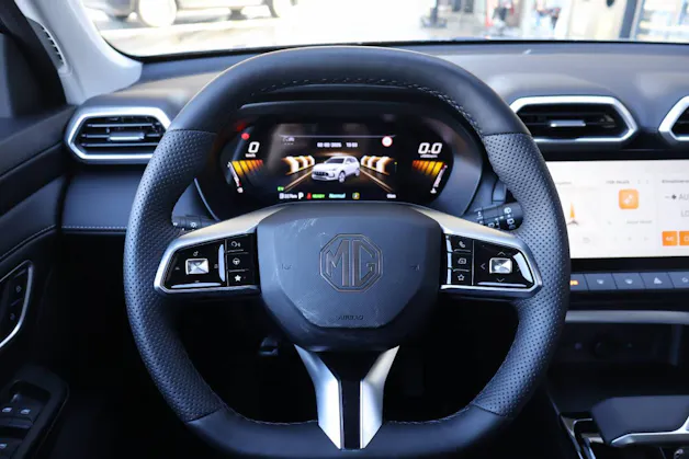 MG ZS 1.5 Hybrid+ Luxury