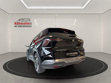 MITSUBISHI ECLIPSE CROSS 4