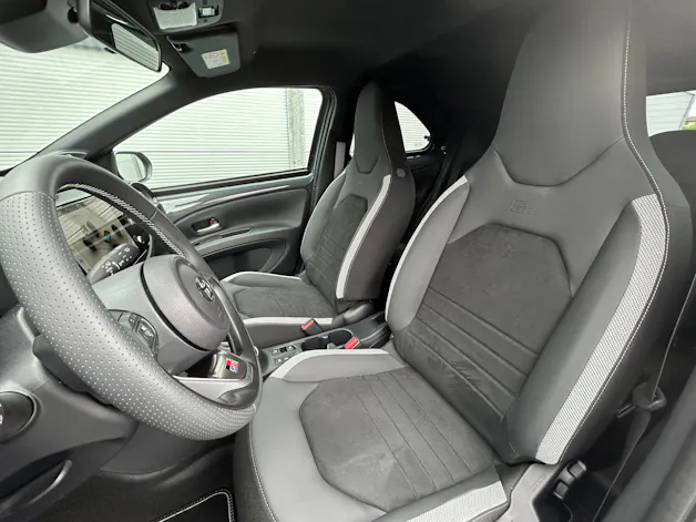 Toyota Aygo X 1.5 VVT-i HSD GR Sport