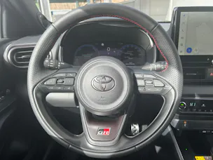 Toyota Yaris 1.5 VVT-i HSD GR Sport