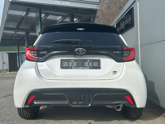 Toyota Yaris 1.5 VVT-i HSD GR Sport