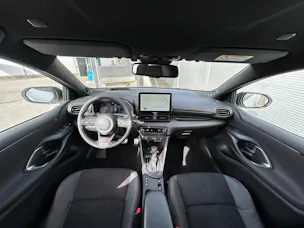 Toyota Yaris 1.5 VVT-i HSD GR Sport