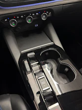 Fahrzeugbild CITROEN C5 X 1.6 PureTech Shine