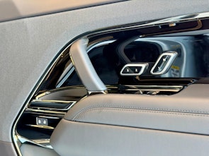 immagine del veicolo LAND ROVER Range Rover Sport 4.4 V8 SV