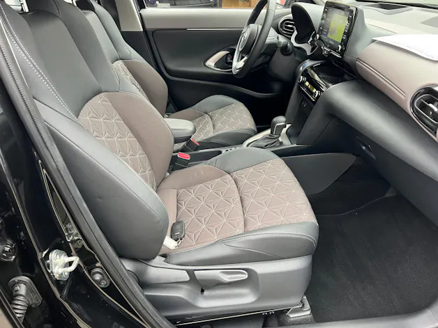 Toyota Yaris Cross 1.5 VVT-i HSD Elegant AWD-i