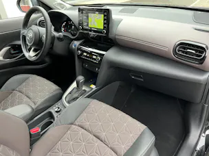 Toyota Yaris Cross 1.5 VVT-i HSD Elegant AWD-i