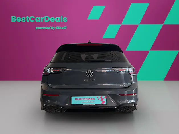 VW Golf VIII 1.5 eTSI R-Line DSG