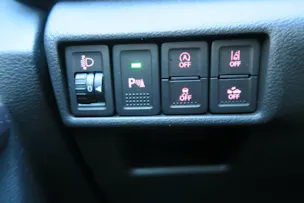 Suzuki S-Cross 1.4 T Sakura Top Hybrid 4x4
