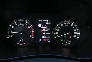 Suzuki S-Cross 1.4 T Sakura Top Hybrid 4x4
