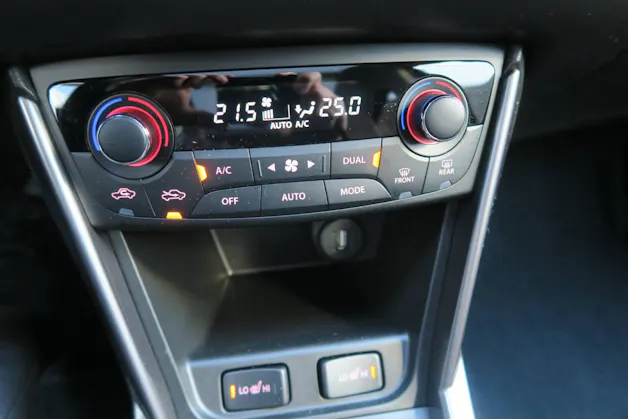 Suzuki S-Cross 1.4 T Sakura Top Hybrid 4x4