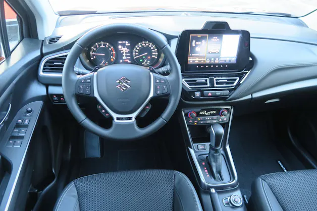 Suzuki S-Cross 1.4 T Sakura Top Hybrid 4x4