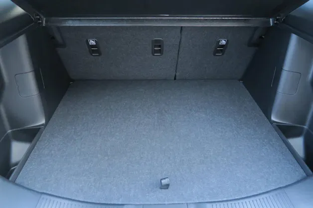 Suzuki S-Cross 1.4 T Sakura Top Hybrid 4x4
