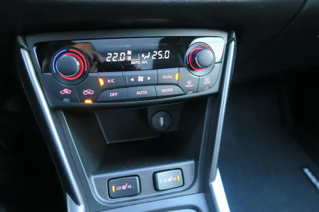 Suzuki S-Cross 1.4 T Sakura Top Hybrid 4x4