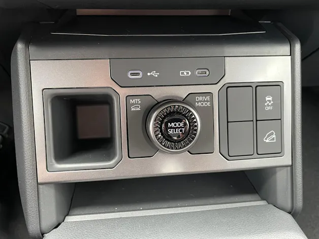 Toyota Hilux Double Cab.-Pick-up 59KWh Comfort