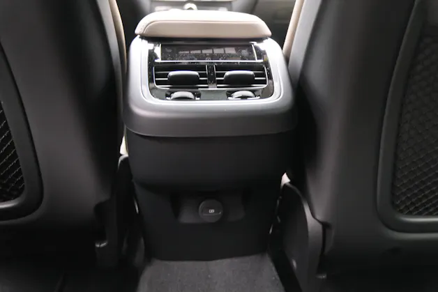 Volvo XC60 2.0 B5 MH Ultra Bright AWD