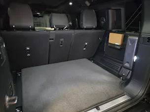 Land Rover Defender 110 4.4 V8 Octa Black