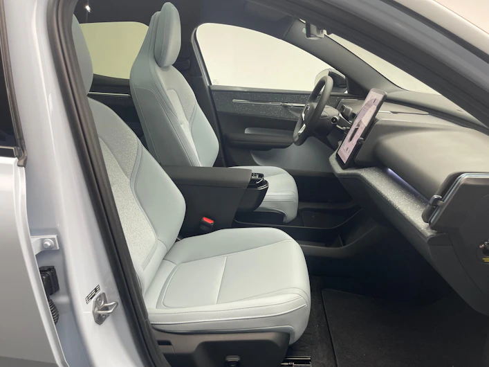 Fahrzeugbild VOLVO EX 30