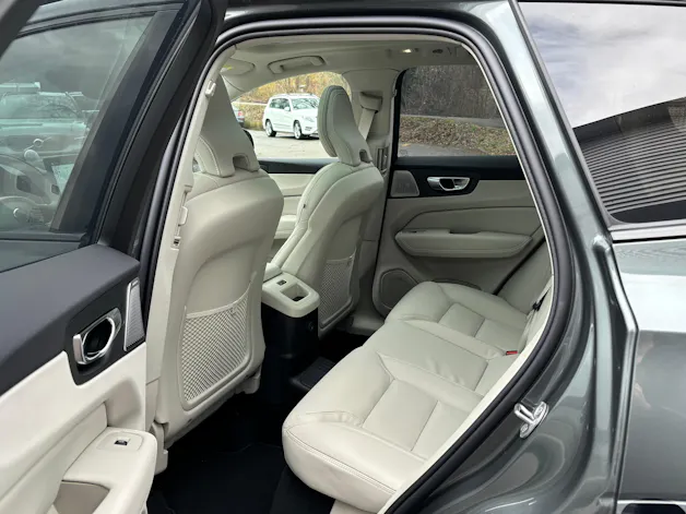 Volvo XC60 2.0 T8 TE Ultra Dark eAWD