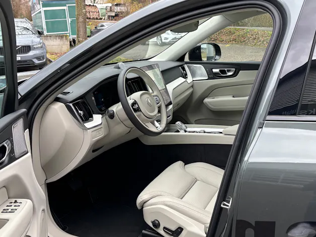 Volvo XC60 2.0 T8 TE Ultra Dark eAWD