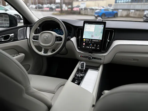 Volvo XC60 2.0 T8 TE Ultra Dark eAWD