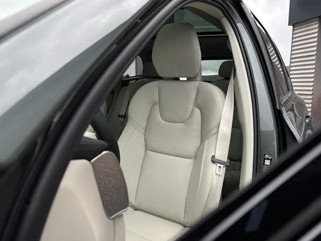 Volvo XC60 2.0 T8 TE Ultra Dark eAWD