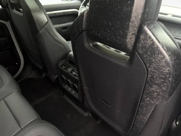 Land Rover Defender 110 4.4 V8 Octa