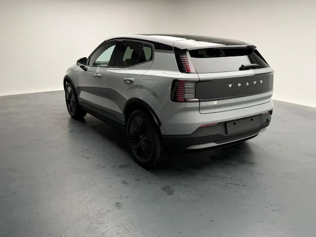 Volvo EX30 CC E60 Twin Performance AWD