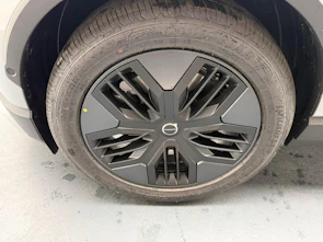 immagine del veicolo VOLVO EX30 CC E60 Twin Performance AWD