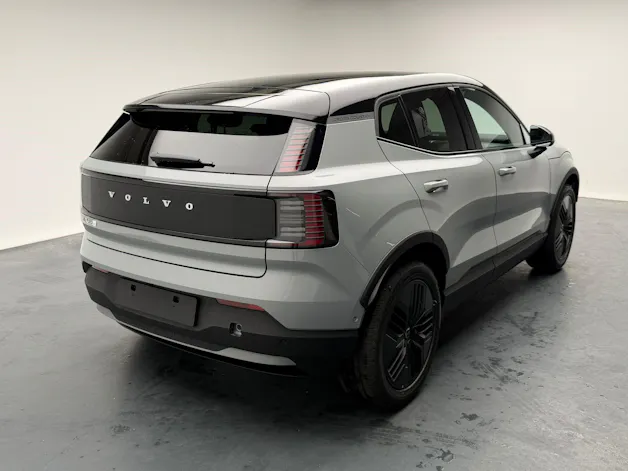 Volvo EX30 CC E60 Twin Performance AWD