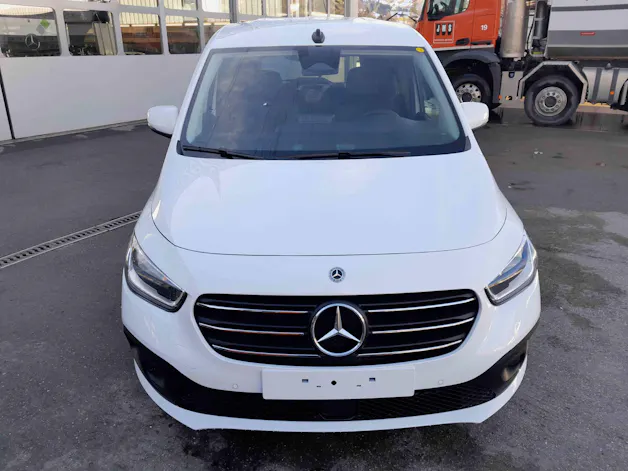 Mercedes-Benz 180 d Style Van S