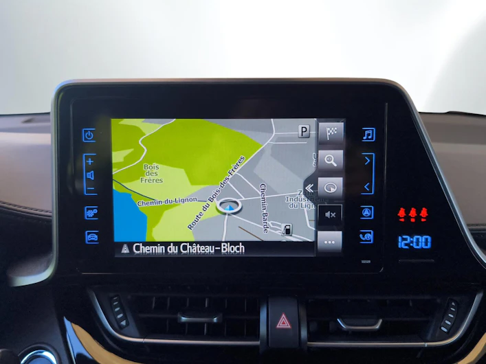 image du véhicule TOYOTA C-HR