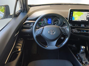 image du véhicule TOYOTA C-HR 1.8 VVTi HSD Trend