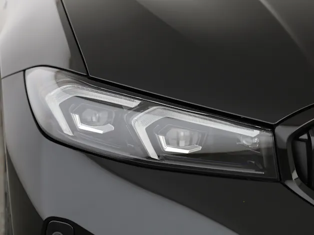 BMW 320d xDrive SAG