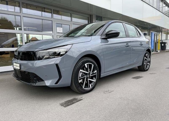 First vehicle image First vehicle image