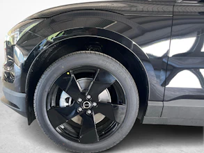 https://vehicle.imgix.net/4192845/05173115-da12-4631-b16c-f97ace6b44a8.jpg