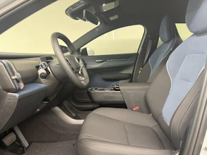 https://vehicle.imgix.net/4192870/fe3ae292-9f39-4a0f-b0fe-0969c41d6718.jpg