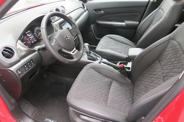 Suzuki Vitara 1.4 T Sakura Top Hybrid 4x4