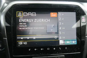 Suzuki Vitara 1.4 T Sakura Top Hybrid 4x4