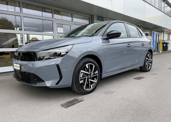 First vehicle image First vehicle image