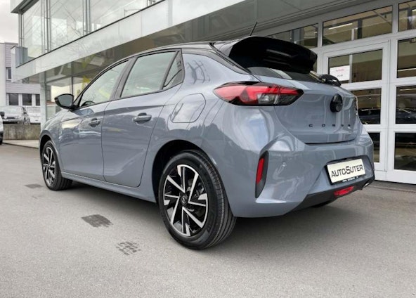 Vehicle image 3 Vehicle image 3